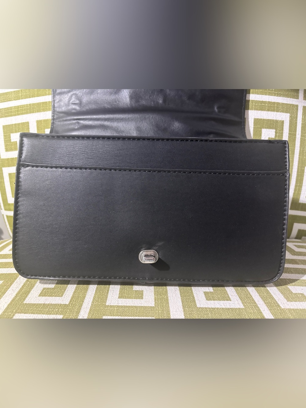 NWT BADGLEY MISCHKA BLACK BEADED QUILTED DENIM FLAP TURNLOCK CHAIN CROSSBODY BAG - Picture 8 of 9